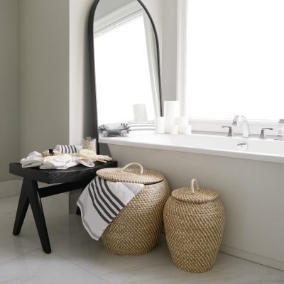 Alternative view of Kalopa Set of 2 Seagrass Floor Baskets w/ Flat Handled Lid