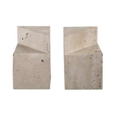 Attle Statue, Natural