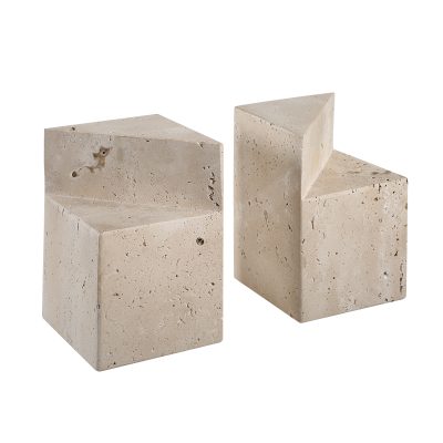 Alternative view of Attle Statue, Natural