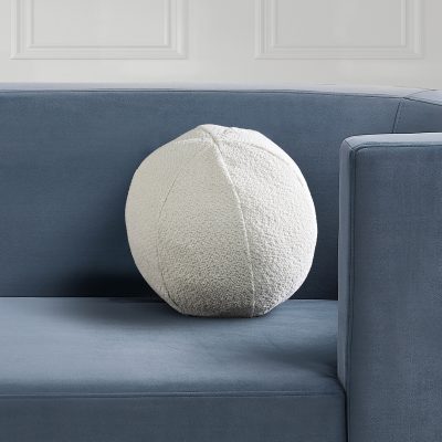 Alternative view of Solan Indoor Pillow
